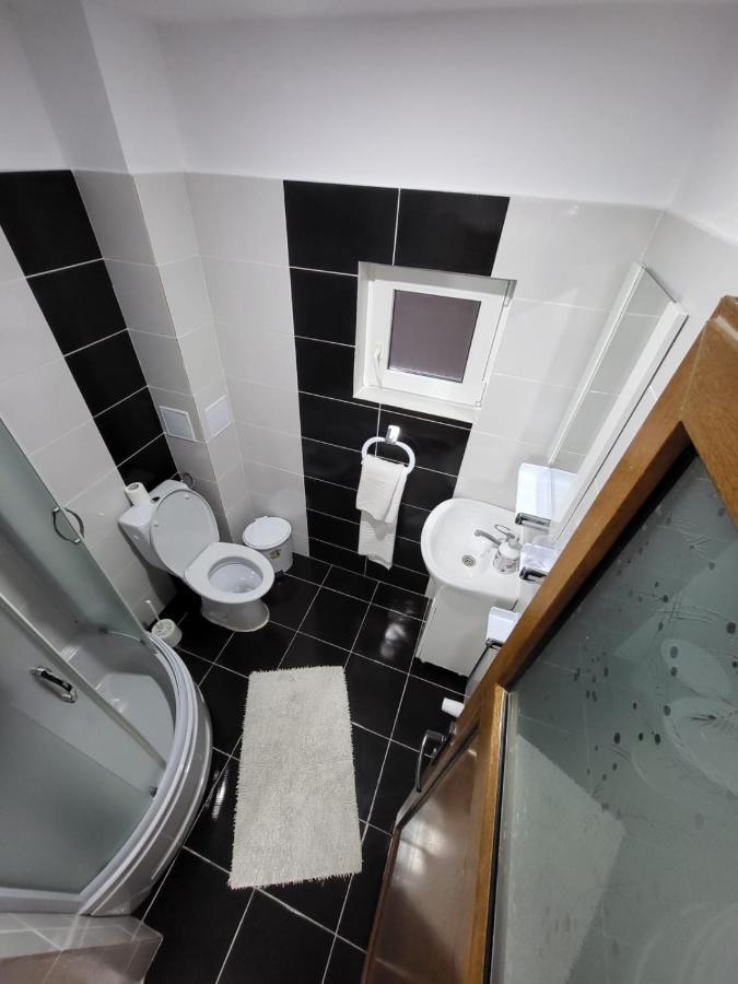 Casa Roxi Lägenhet Buşteni Exteriör bild